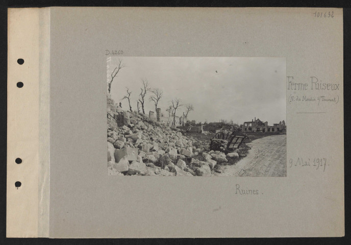 Ferme Ruiseux (nord de Moulin-sou-Touvent). Ruines