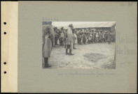 Nanteuil-Notre-Dame. Camp de travailleurs annamites. Groupe d'ouvriers