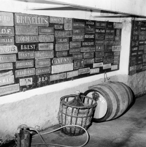 Reportage sur le domaine de la Trappe, propriété nationalisée de la famille Borgeaud à Staouëli, près d'Alger (suite). 5