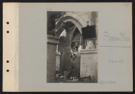 Roye-sur-Matz. L'église : intérieur