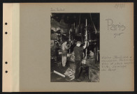 Paris. Usine Panhard et Levassor. Fabrication d'obus explosifs. Lamage du fond