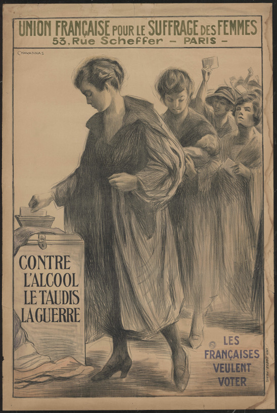 Affiche représentant des femmes faisant la queue devant une urne, un bulletin à la main, pour voter. Le texte indique : "Union française pour le suffrage des femmes, 53 rue Scheffer - Paris", "Contre l'alcool, le taudis, la guerre, les Françaises veulent voter."