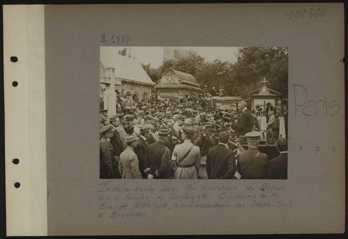Paris. Independance Day. Au cimetière de Picpus sur la tombe de Lafayette. Discours de monsieur Brandt Withlock, ambassadeur des Etats-Unis à Bruxelles