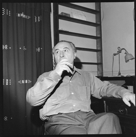 Mime Etienne Decroux