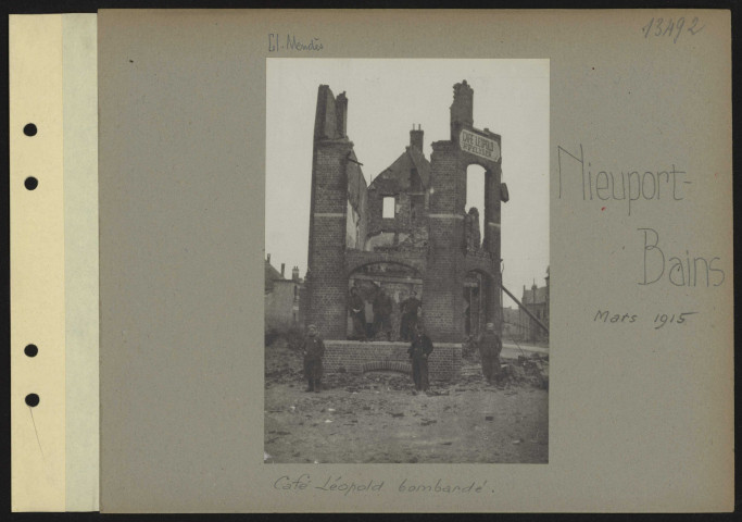 Nieuport-Bains. Café Léopold bombardé