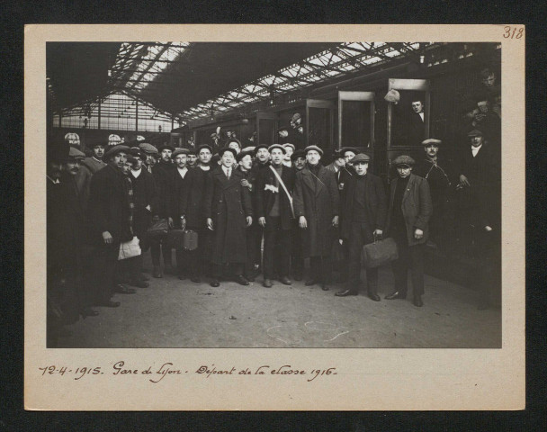 Gare de Lyon. Départ de la classe 1916