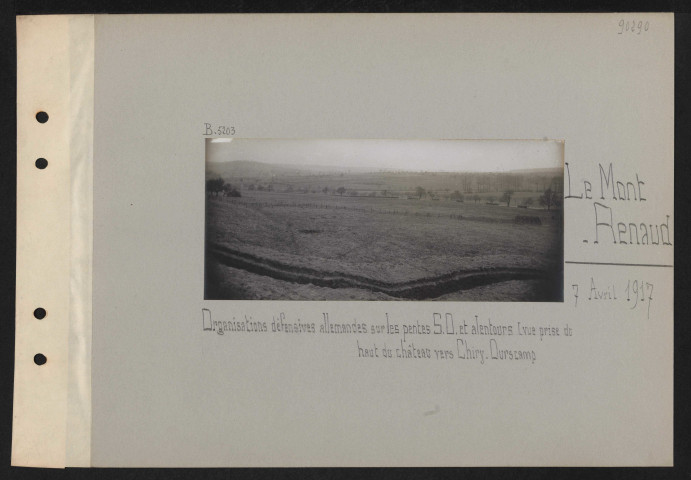 Le Mont-Renaud. Organisations défensives allemandes sur les pentes sud-ouest et alentours [vue prise du haut du château vers Chiry-Ourscamp]