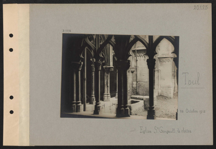 Toul. Église Saint-Gengoult : le cloître