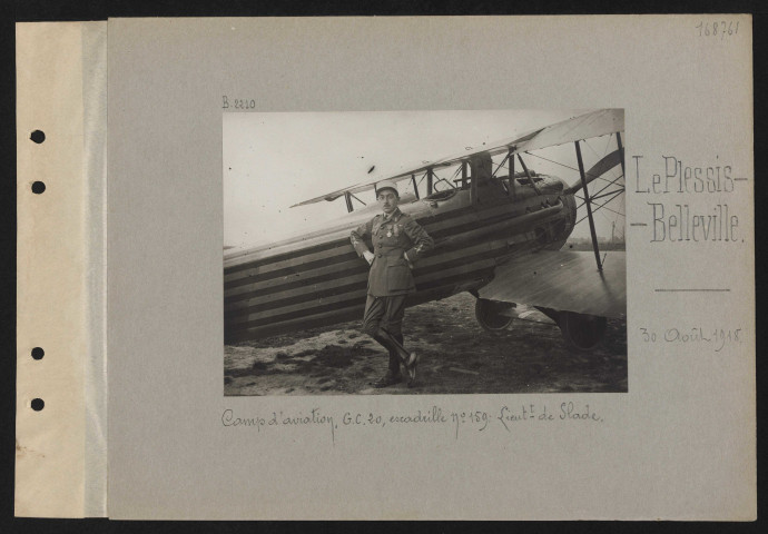 Le Plessis-Belleville. Camp d'aviation GC 20, escadrille numéro 159 : lieutenant de Slade