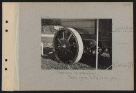 Laverrière. Expérience de motoculture : tracteur agricole De Dion ; la roue motrice