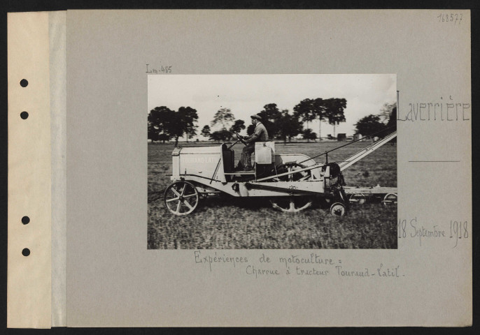Laverrière. Expérience de motoculture : charrue à tracteur Touraud-Latil