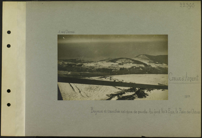 Creux d'Argent. Boyaux et tranchée extrême de gauche. Au fond les Trois Epis, le Rain des Chênes