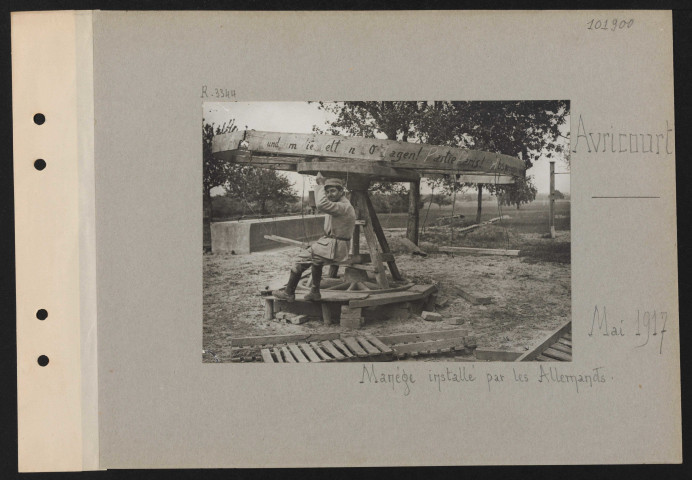 Avricourt. Manège installé par les Allemands