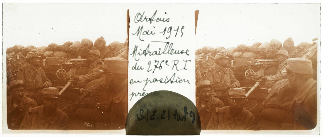 Mitrailleuse du 276e Régiment d'Infanterie en position
