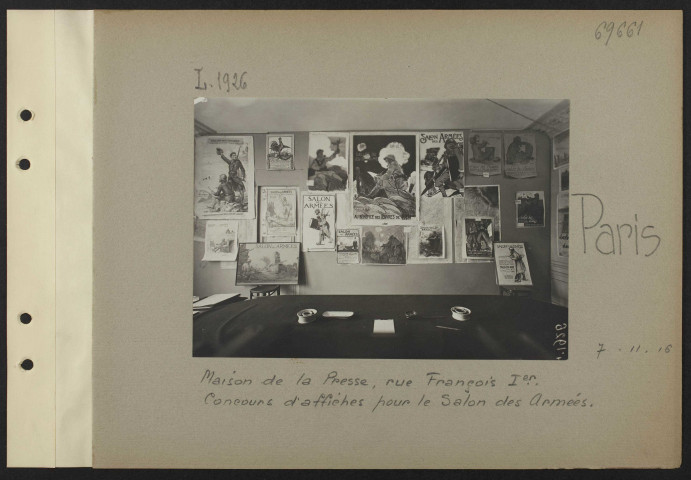Paris. Maison de la Presse, rue François Ier. Concours d'affiches pour le Salon des Armées