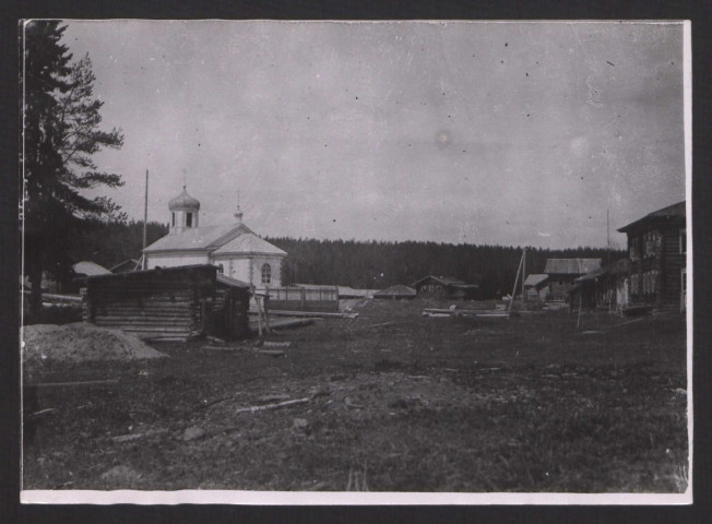 Sibérie. Iakcha. Le village [Ici on ne se nourrit plus que de poisson et de lait]