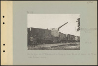 Villers-en-Argonne (nord-ouest de). Sur la ligne de Sainte-Menehould è Revigny. Train blindé et canon de 19 sur plate-forme mobile