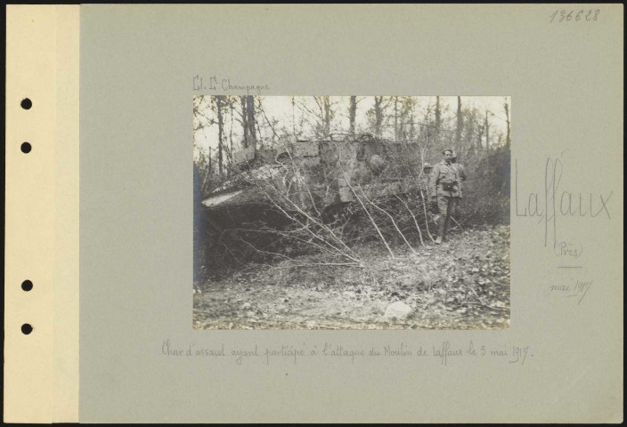 Laffaux (près). Char d'assaut ayant participé à l'attaque du moulin de Laffaux le 5 mai 1917